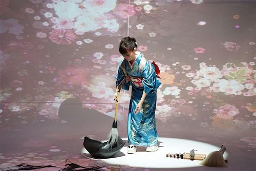 RIHAKU Projection Mapping Calligraphy with Music 一 Experimental Performance